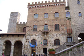 San Gimignano - Informations Utiles – Muses de Florence