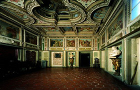 At Michelangelo's Home + Accademia Gallery Private Tour