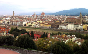 Paso por paso hacia el Piazzale Michelangelo